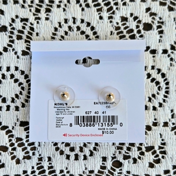 LC Lauren Conrad Heart Goldtone Pink Earrings - Picture 2 of 4